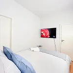Large On Rua Augusta Apartment Lisbon