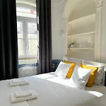 Large On Rua Augusta Apartment *