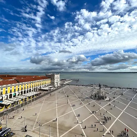 Large On Rua Augusta Apartment Lissabon