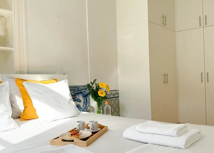 Large On Rua Augusta *