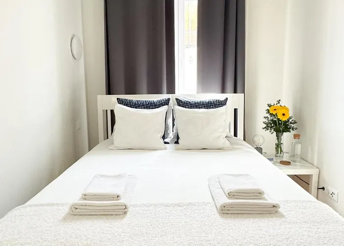 Large On Rua Augusta * Lisboa