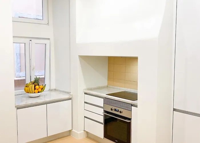 Large On Rua Augusta *